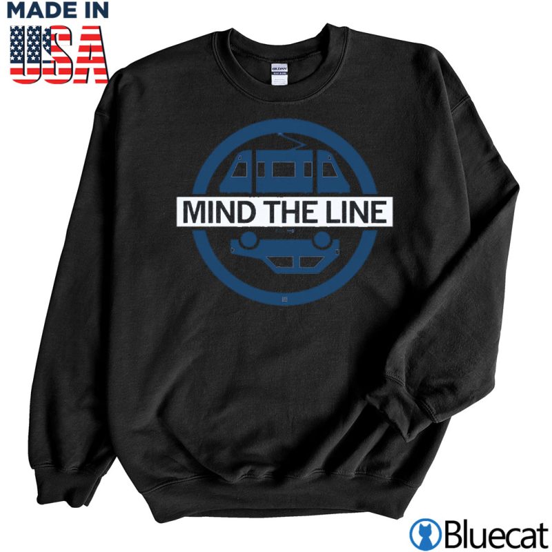 Black Sweatshirt Mind the line T shirt