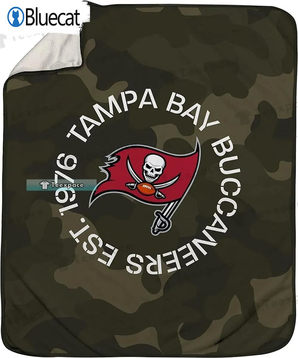 Tampa Bay Buccaneers Camo Fleece Blanket 