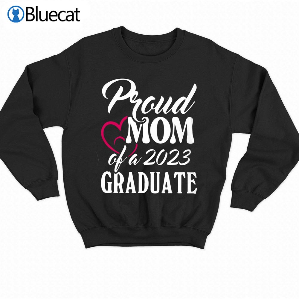 Proud Mom Of A 2023 Graduate Classic Collection Classic T-shirt 