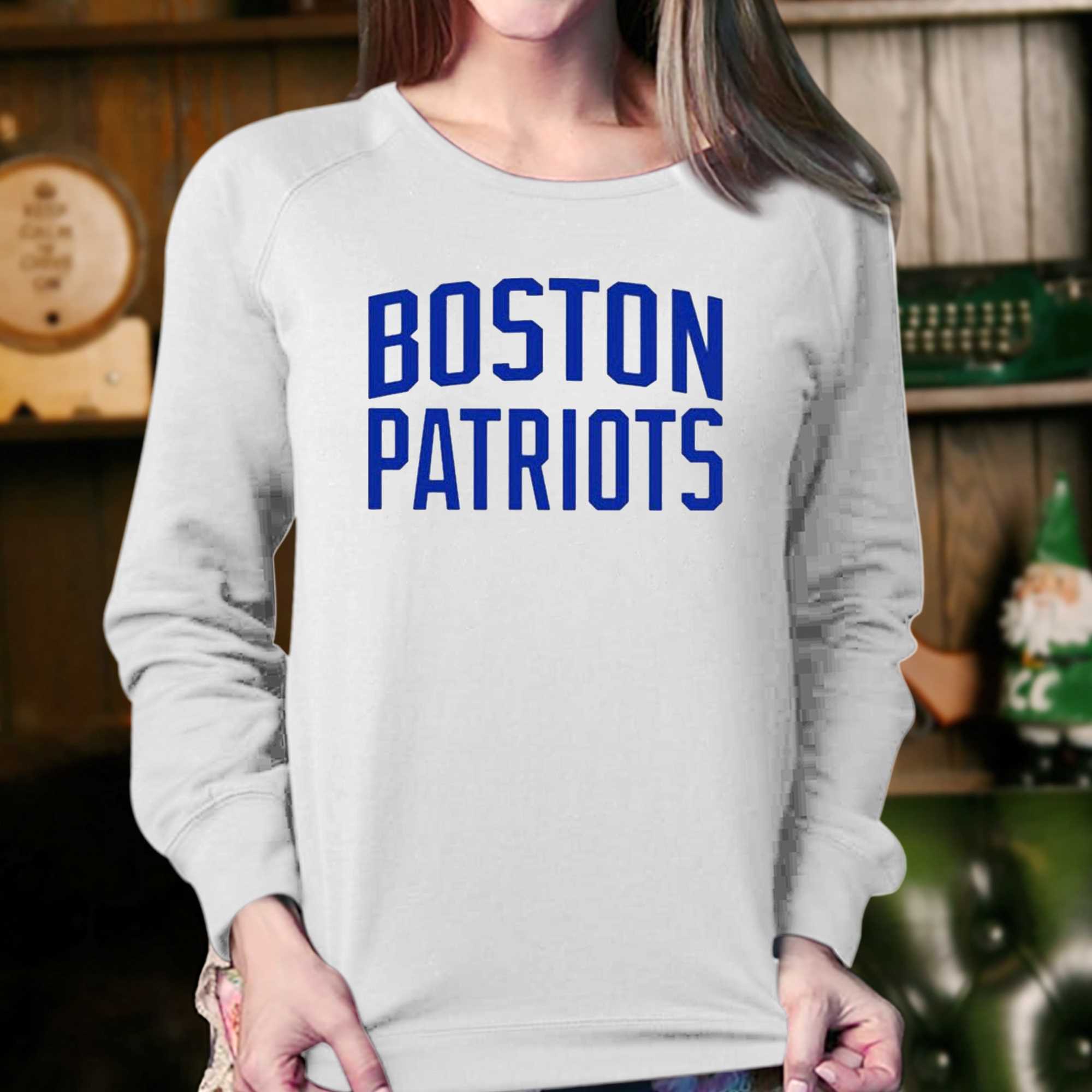 Official Devin Mccourty Wears Boston Patriots Crewneck Sweatshirt 